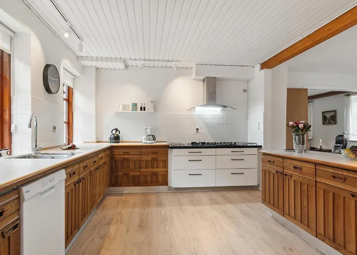 Cozy In With Kitchen Hébergement de vacances *